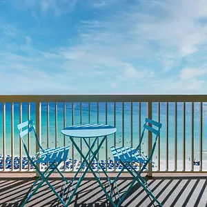  Apartment Pelican United States
